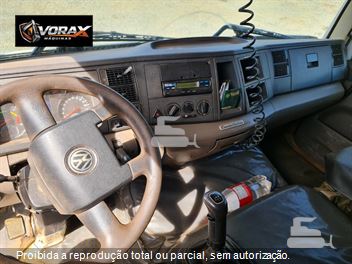 Caminhão Volkswagen 31-330 E Constellation 6x4 2p (Diesel)(E5)