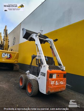Mini-Carregadeira Bobcat S150