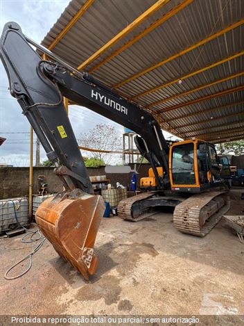 Escavadeira Hyundai R220LC-9S