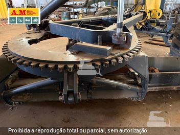 Motoniveladora New Holland RG170B
