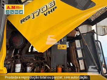 Motoniveladora New Holland RG170B