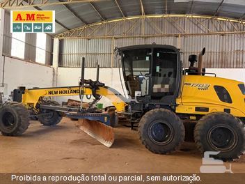 Motoniveladora New Holland RG170B