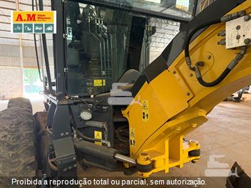 Motoniveladora New Holland RG170B