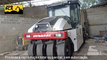 Rolo Compactador Dynapac CP274