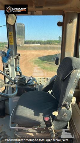 Pá Carregadeira New Holland W130