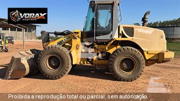 Pá Carregadeira New Holland W130