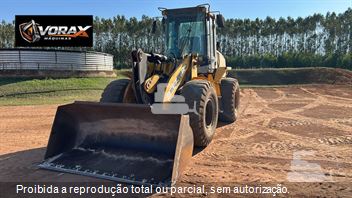 Pá Carregadeira New Holland W130