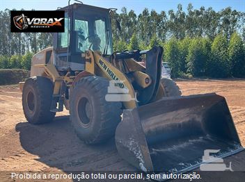 Pá Carregadeira New Holland W130