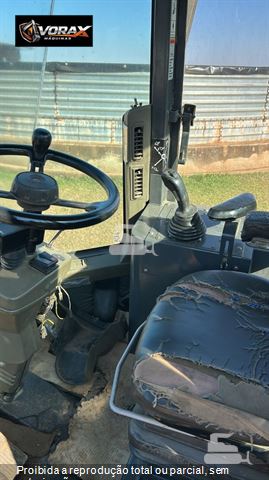 Pá Carregadeira Case 621D