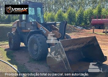 Pá Carregadeira Case 621D