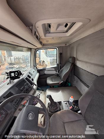 Caminhão Volkswagen 24-280 E Constellation 6x2 2p (Diesel)(E5)