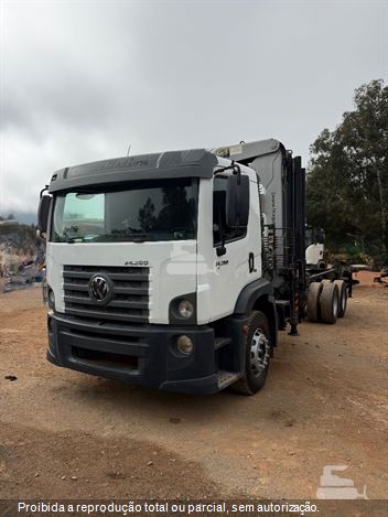 Caminhão Volkswagen 24-280 E Constellation 6x2 2p (Diesel)(E5)