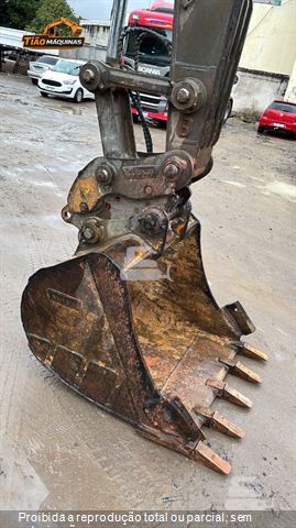 Escavadeira Volvo EC140DL