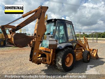 Retro Escavadeira Case 580L