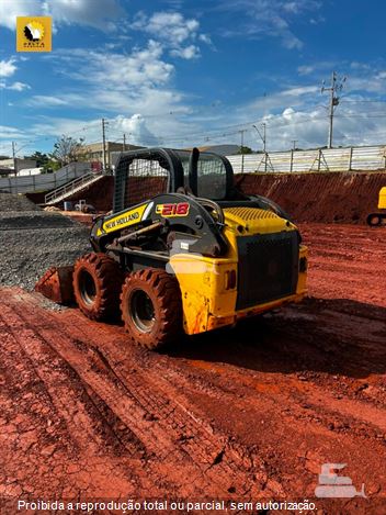 Mini-Carregadeira New Holland L218