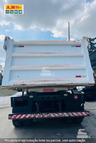 Caminhão Mercedes-Benz Axor 3131 6x4 2p (diesel)(E5)