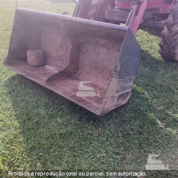 Trator Agrícola Massey Ferguson MF 4275