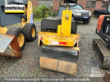 Rolo Compactador Dynapac LR95