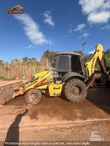 Retro Escavadeira New Holland B110B
