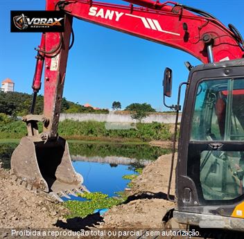 Escavadeira Sany SY135C