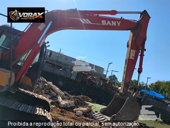 Escavadeira Sany SY135C