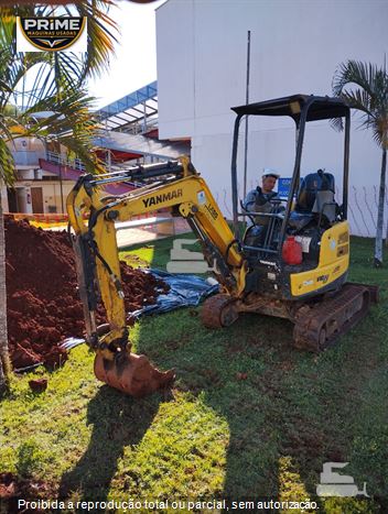 Mini-Escavadeira Yanmar Vio17