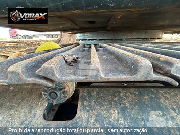 Escavadeira Hyundai R220LC-9