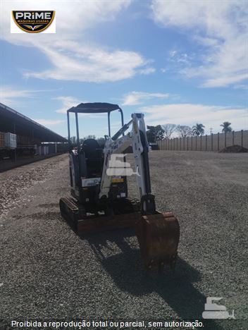 Mini-Escavadeira Bobcat E20