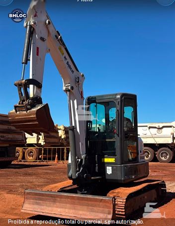 Mini-Escavadeira Bobcat E45
