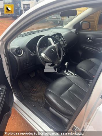 Nissan VERSA SV 1.6 16V FlexStart 4p Aut.