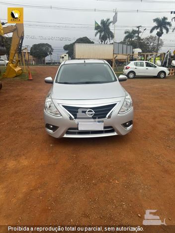 Nissan VERSA SV 1.6 16V FlexStart 4p Aut.