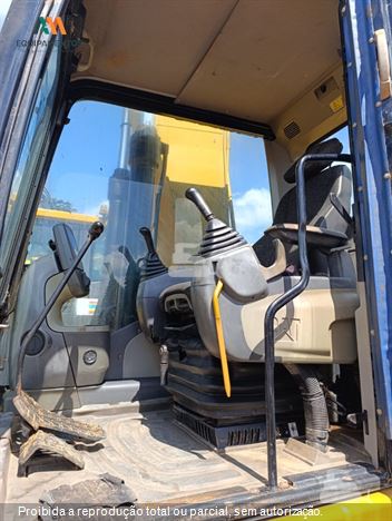 Escavadeira Caterpillar 320D