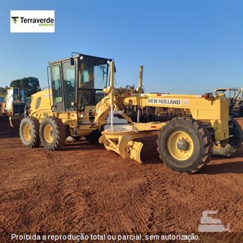 Motoniveladora New Holland RG140B