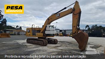 Escavadeira Caterpillar 320GC