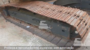 Escavadeira Komatsu PC200