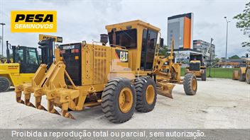 Motoniveladora Caterpillar 140K
