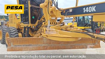 Motoniveladora Caterpillar 140K