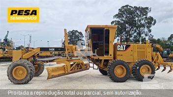 Motoniveladora Caterpillar 140K