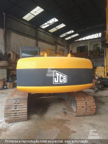Escavadeira JCB JS200