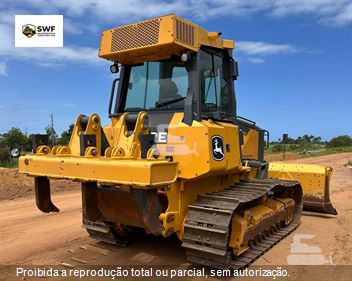Trator de Esteira John Deere 700J-II
