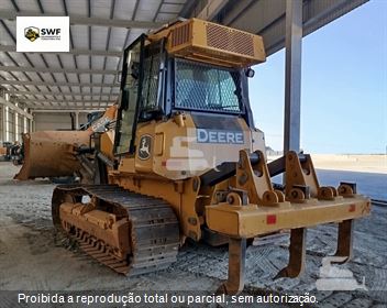 Trator de Esteira John Deere 700J-II