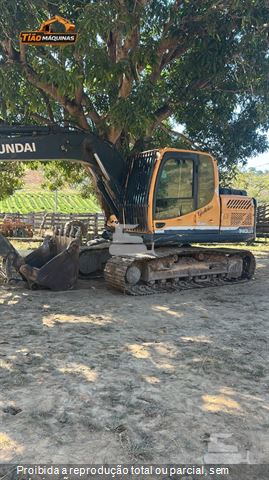 Escavadeira Hyundai R140LC-9