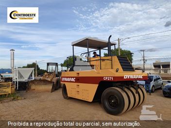 Rolo Compactador Dynapac CP271