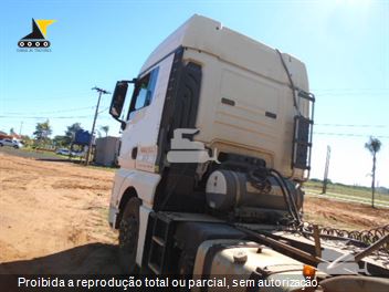 Caminhão MAN TGX 28.440 6x2 2p (Diesel)(E5)