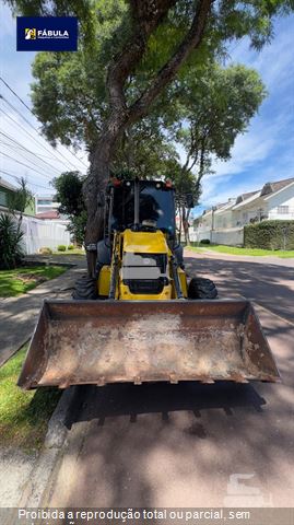 Retro Escavadeira New Holland B95B
