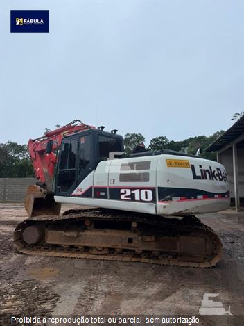 Escavadeira Link-Belt 210X2