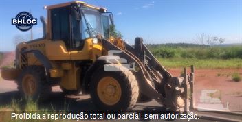 Pá Carregadeira Volvo L60F