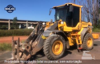 Pá Carregadeira Volvo L60F