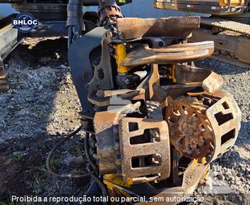Escavadeira Sany SY215C