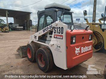 Mini-Carregadeira Bobcat S130